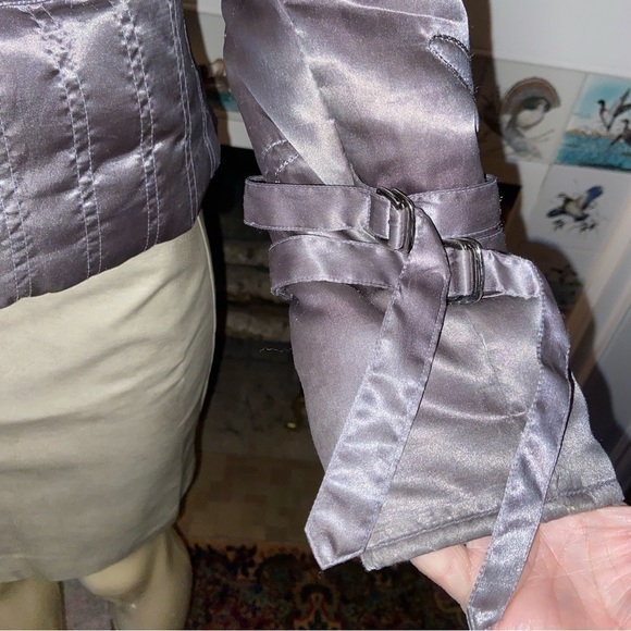 Brandon Thomas puffer jacket with removable sleeves is perfect for the you. - Picture 2 of 12